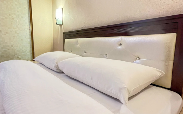 Spring Art Hotel
