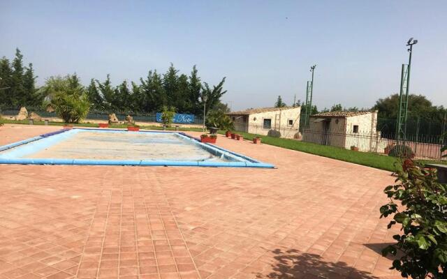 Studio With Shared Pool And Wifi At Grammichele