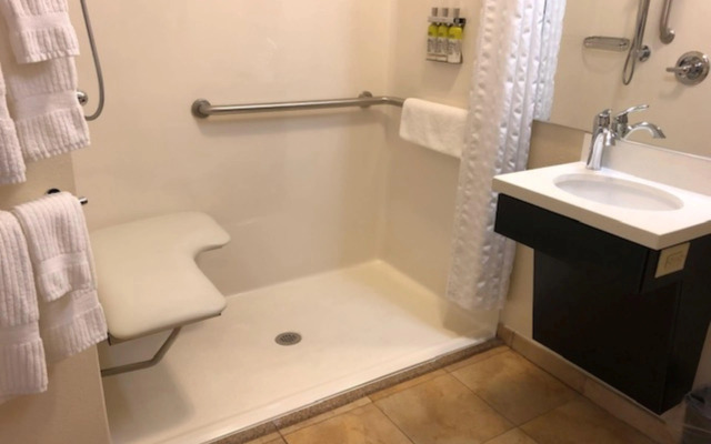 Candlewood Suites Fort Wayne by IHG