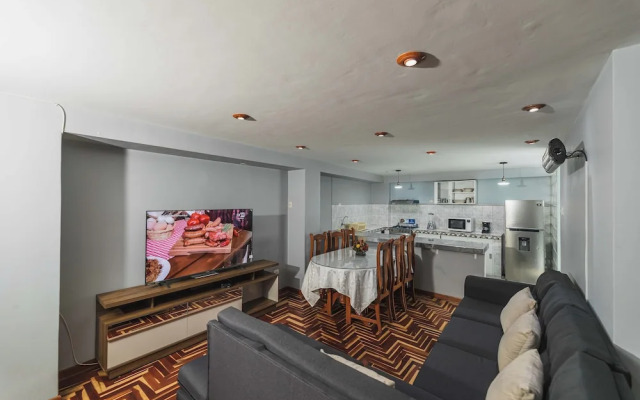 San Pedro Apartments