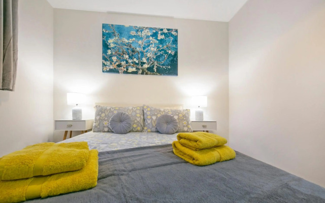 Castle Terrace - Resident Parking - Panoramic Views