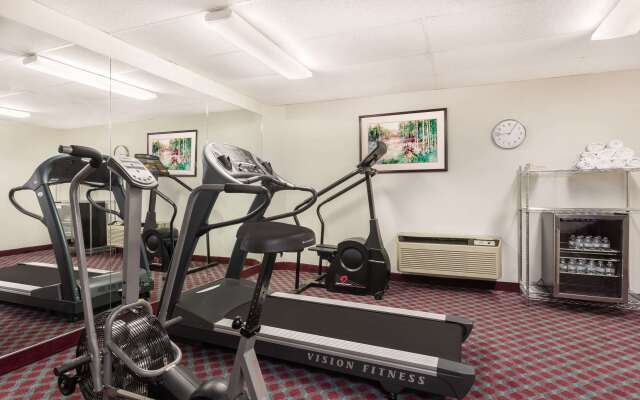 Baymont by Wyndham Fayetteville