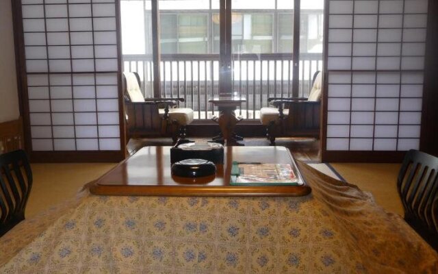 Houshi Onsen Chojukan