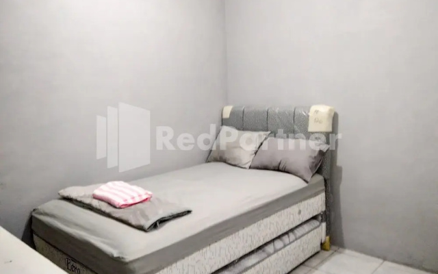 LH101 Guest House Syariah Near Makam Sunan Bonang RedPartner