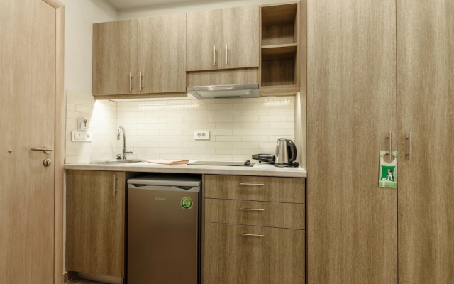 Remezzo Apartments & Studios