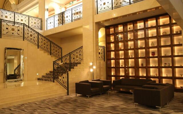 Crystal View Hotel	
