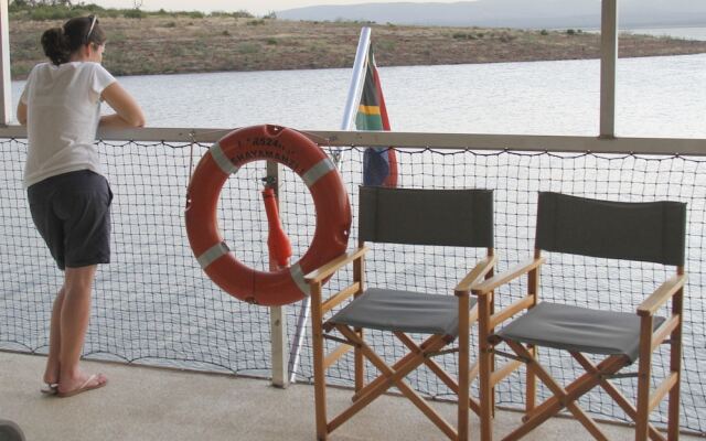 Shayamanzi Houseboats