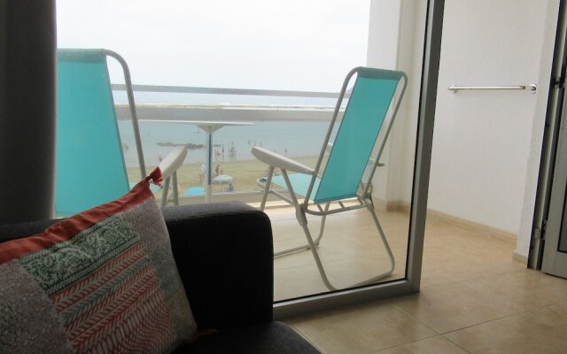 Loft en playa Las Canteras-vista mar con wifi
