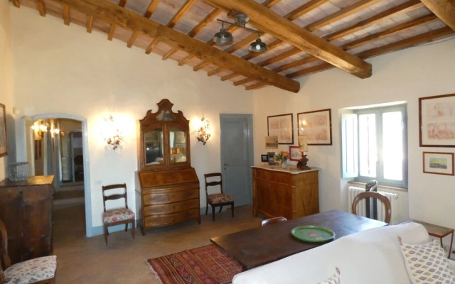 SCAPPO IN UMBRIA, Casale Monti