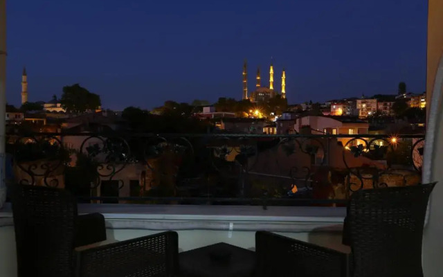 Maca Otel
