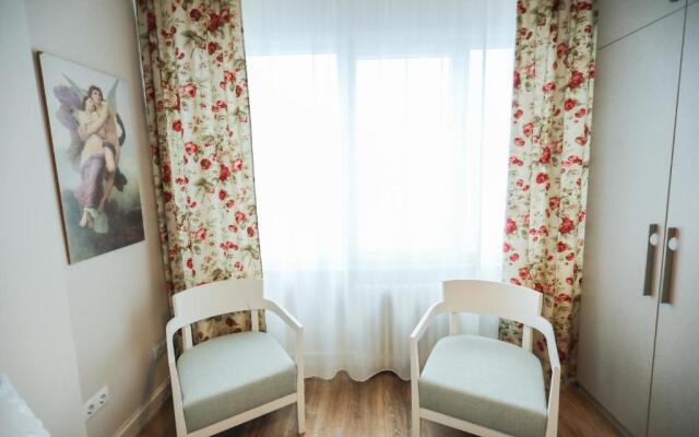 Fargo 4 Luxury Apartment