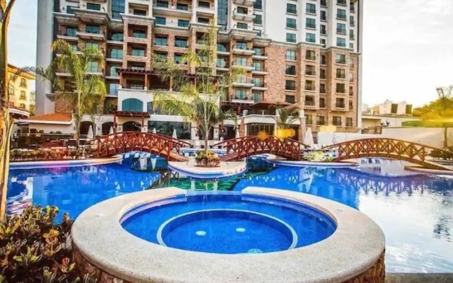 Seaview Oasis 1-BRSuite in Croc's casino