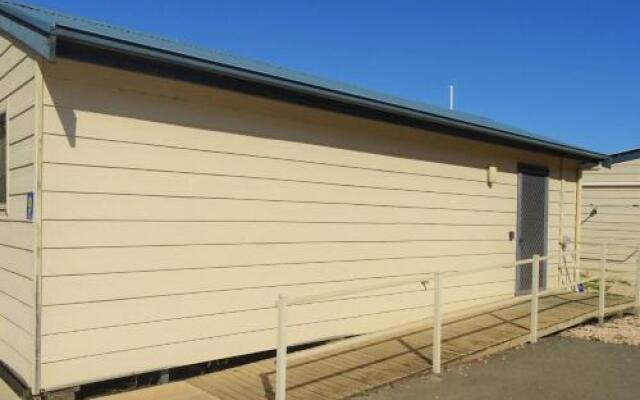 Moonta Bay Cabins
