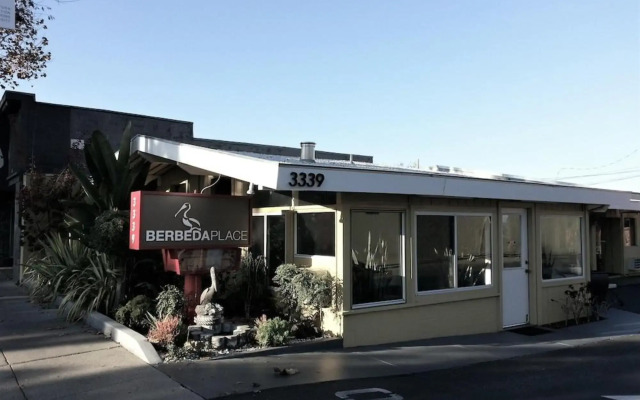 Palo Alto Lodge