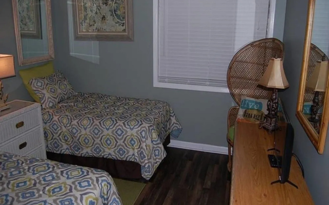 Pelican's Watch 204 - 3 Br Condo