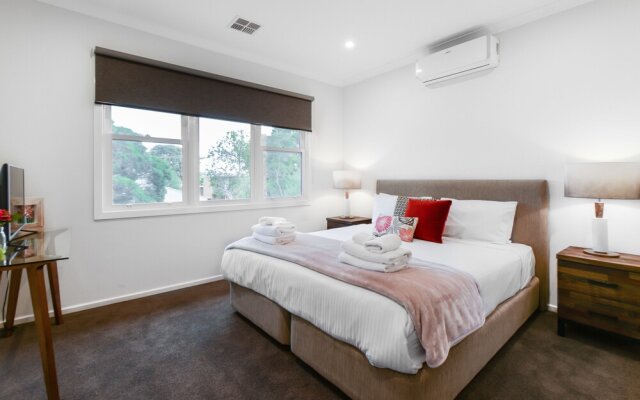 Boutique Stays - Caulfield Central
