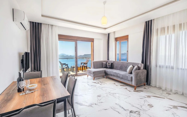 Golden Rose Suit Pension