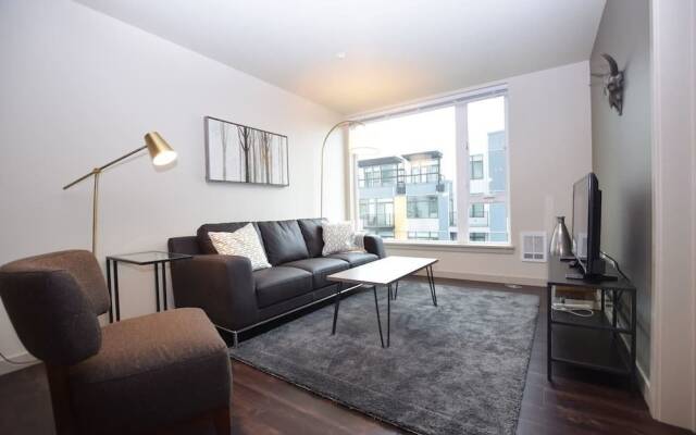 Capitol Hill Suites by Luxe Hubs