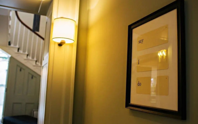 Houndgate Townhouse