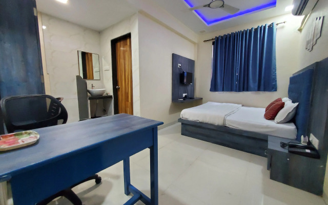 hotel mari aai residency