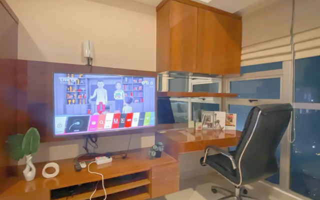 Good Studio Room At Kemang Village Apartment