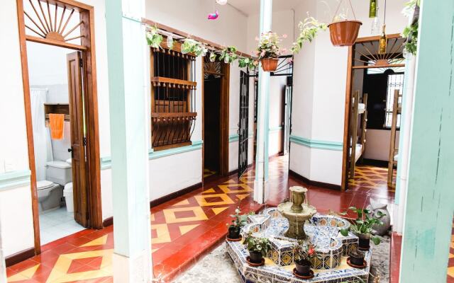 Lulos Hostal Boutique - Hostel