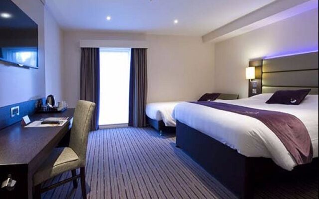 Premier Inn Edinburgh City Centre(York Place)