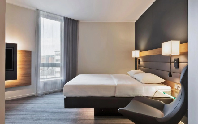 Moxy Copenhagen Sydhavnen