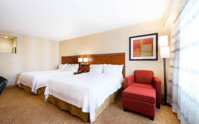 Courtyard by Marriott Mississauga - Airport Corporate Centre West