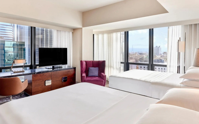 Sheraton Grand Los Angeles