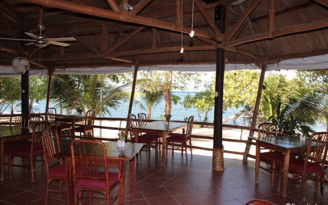 Cashew Grove Beach Resort