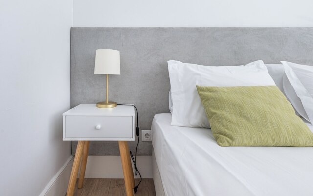 Vibrant Porto Apartments-Heroismo Metro