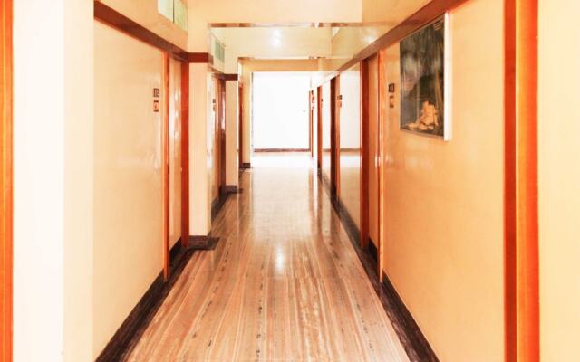 OYO 14406 Hotel Subashree