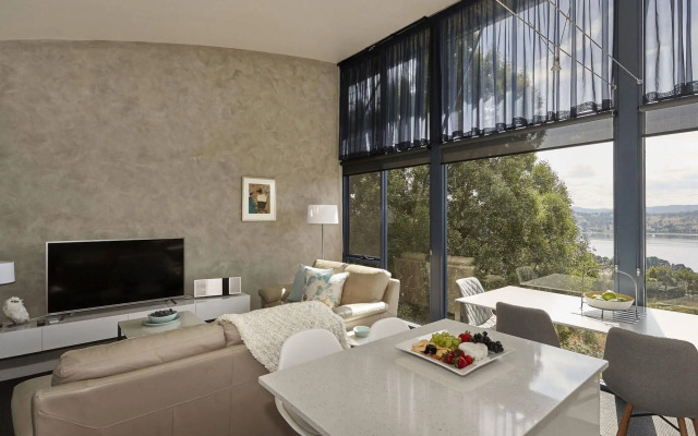 Tamar River Apartments