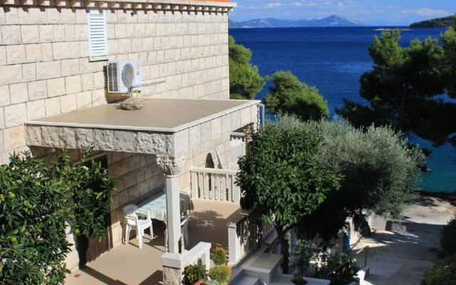 Apartments Rud - 15 m from sea