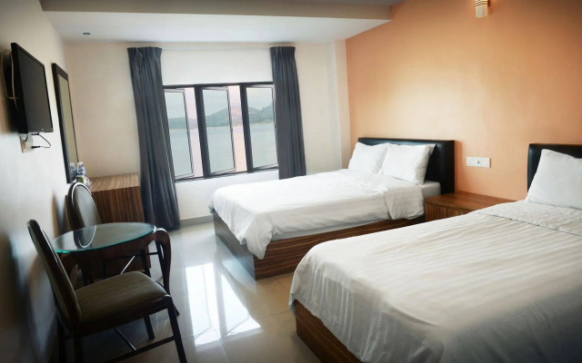 Brezza Hotel