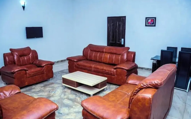 Rolak Hotel and Suites