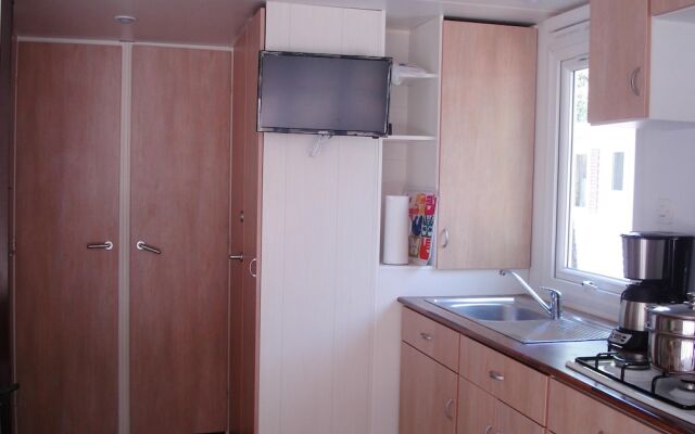 Property With 2 Bedrooms in Saint-martin-de-queyrières, With Wonderful