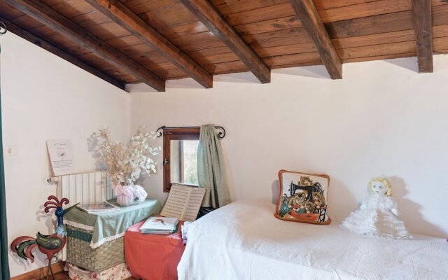 Hill-view Holiday Home in Camaiore With Private Garden