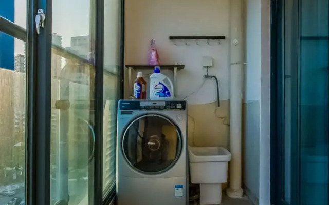 Locals Boutique Apartment Huafa Plaza.4