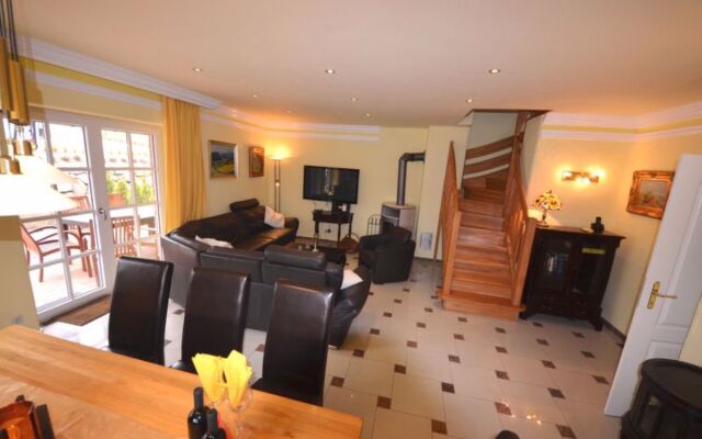 House Bel Monte Groß Zicker