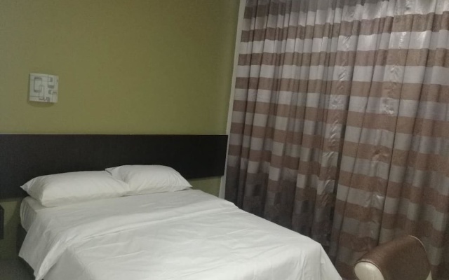 Comfort Inn – Guest Rooms – Sibu