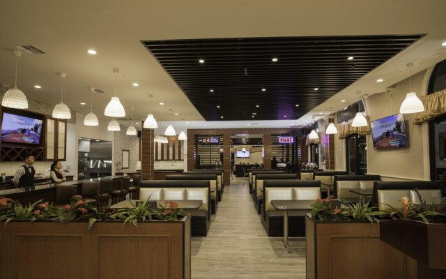 Holiday Inn El Monte - Los Angeles by IHG