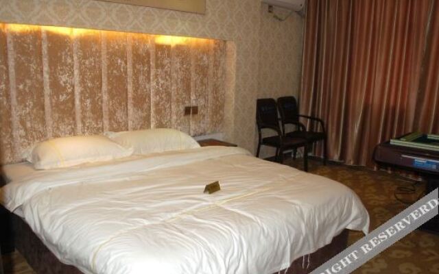 周口云主题酒店