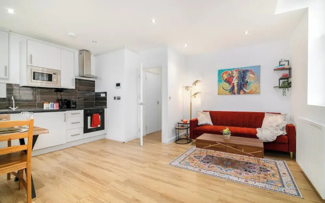 Deluxe 1 Bed Apartment, London
