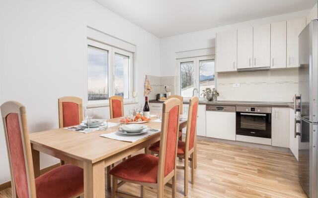 Awesome Apartment in Bregi With Wifi and 3 Bedrooms