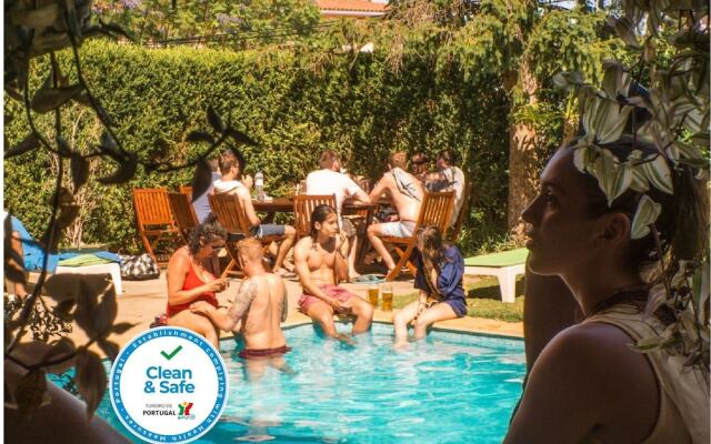 Nice Way Cascais & SurfCamp