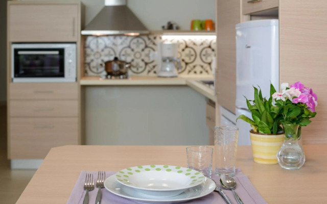 Aksos Suites