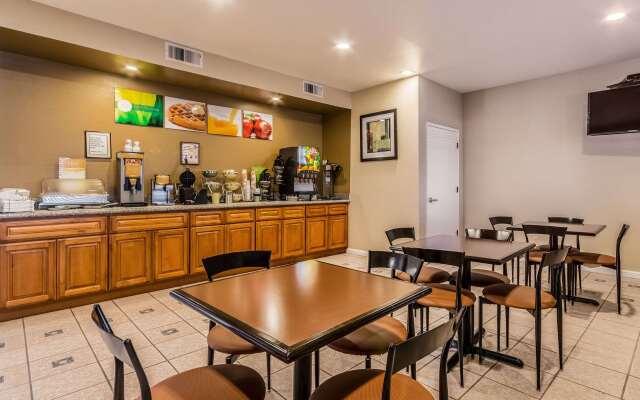 Quality Inn Fresno Near University