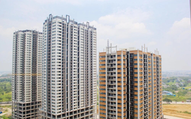 Nice and Comfort 2BR at Meikarta Apartment